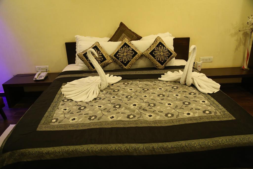Meuse Jupiter Business And Luxury Hotel Nashik Zimmer foto