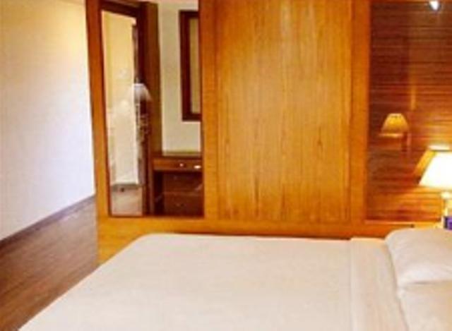 Meuse Jupiter Business And Luxury Hotel Nashik Zimmer foto