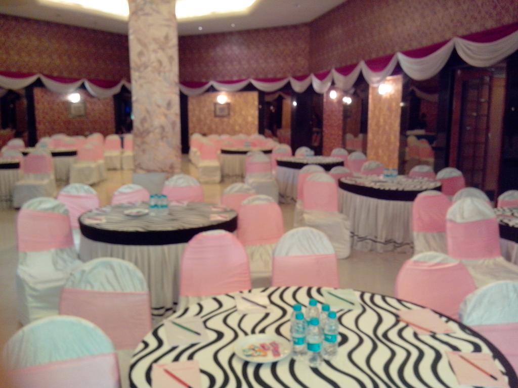 Meuse Jupiter Business And Luxury Hotel Nashik Exterior foto